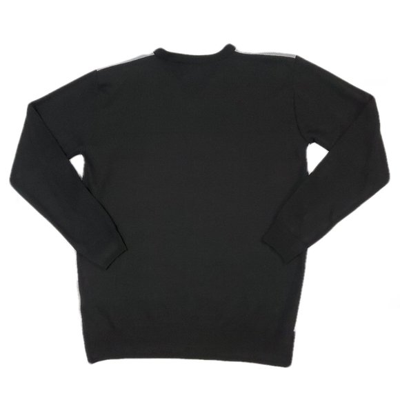 Lightweight V-neck Diamond Knit Sweater - Picture 5 of 5